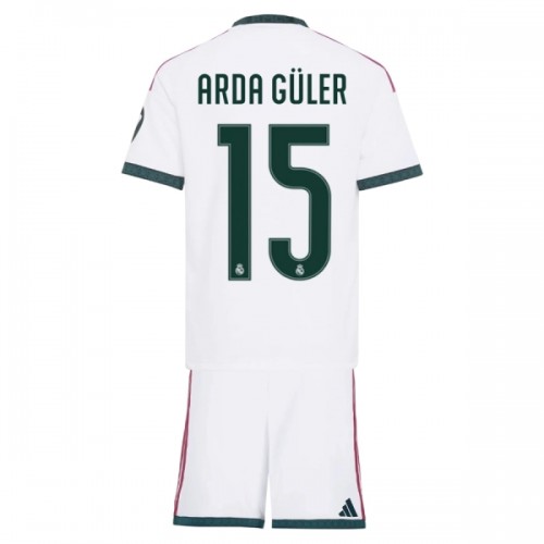 Dječji - Dres + Kratke Hlače Real Madrid Arda Guler 15 Domaći 26/27 Dječji - Dres + Kratke Hlače Real Madrid Arda Guler 15 Domaći 26/27